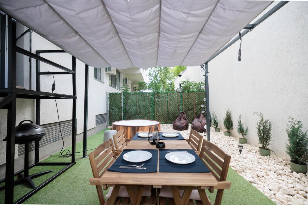 Downtown Hidden Garden With Jacuzzi In Bucharest公寓 外观 照片