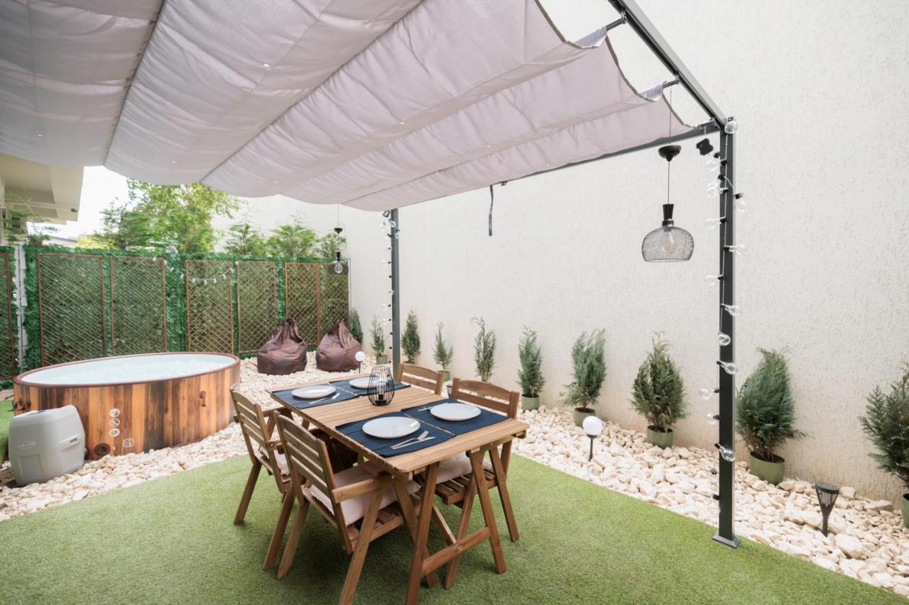 Downtown Hidden Garden With Jacuzzi In Bucharest公寓 外观 照片