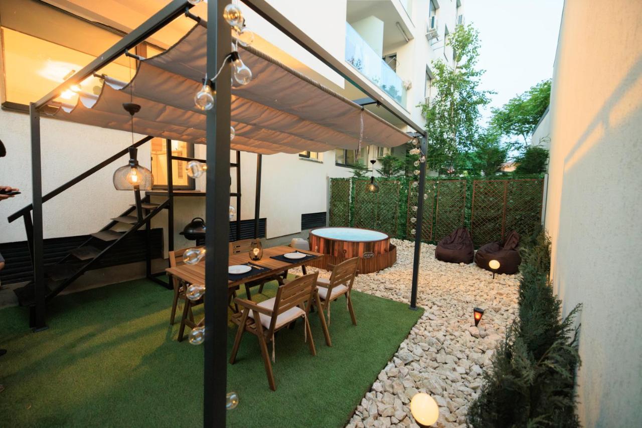 Downtown Hidden Garden With Jacuzzi In Bucharest公寓 外观 照片